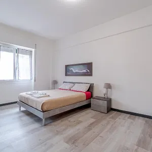 Monik House: Central House With Parking , Genova Italia